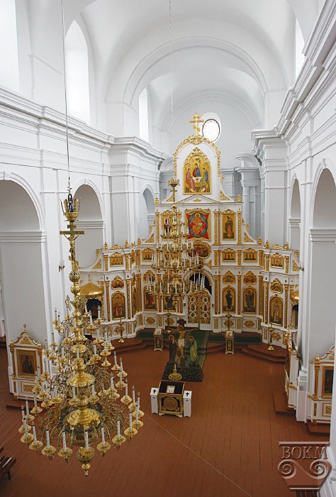 Верхній храм. Іконостас