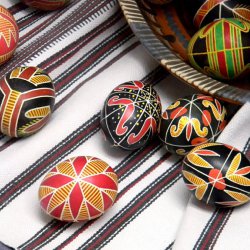 Подільська писанка