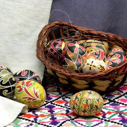 Подільська писанка